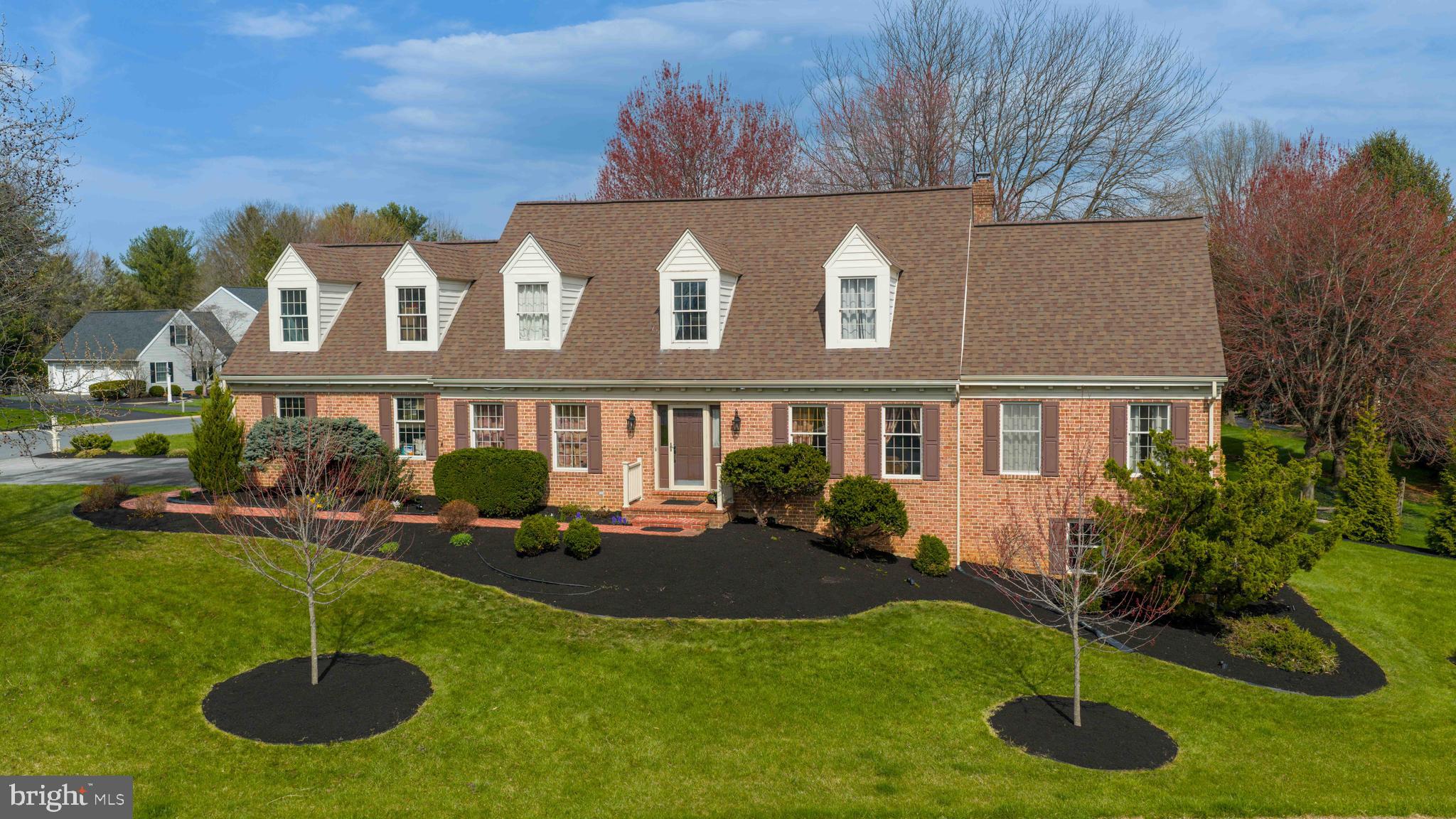 2144 Saddleridge Road Lancaster, PA 17601 - Photo 3 of 19