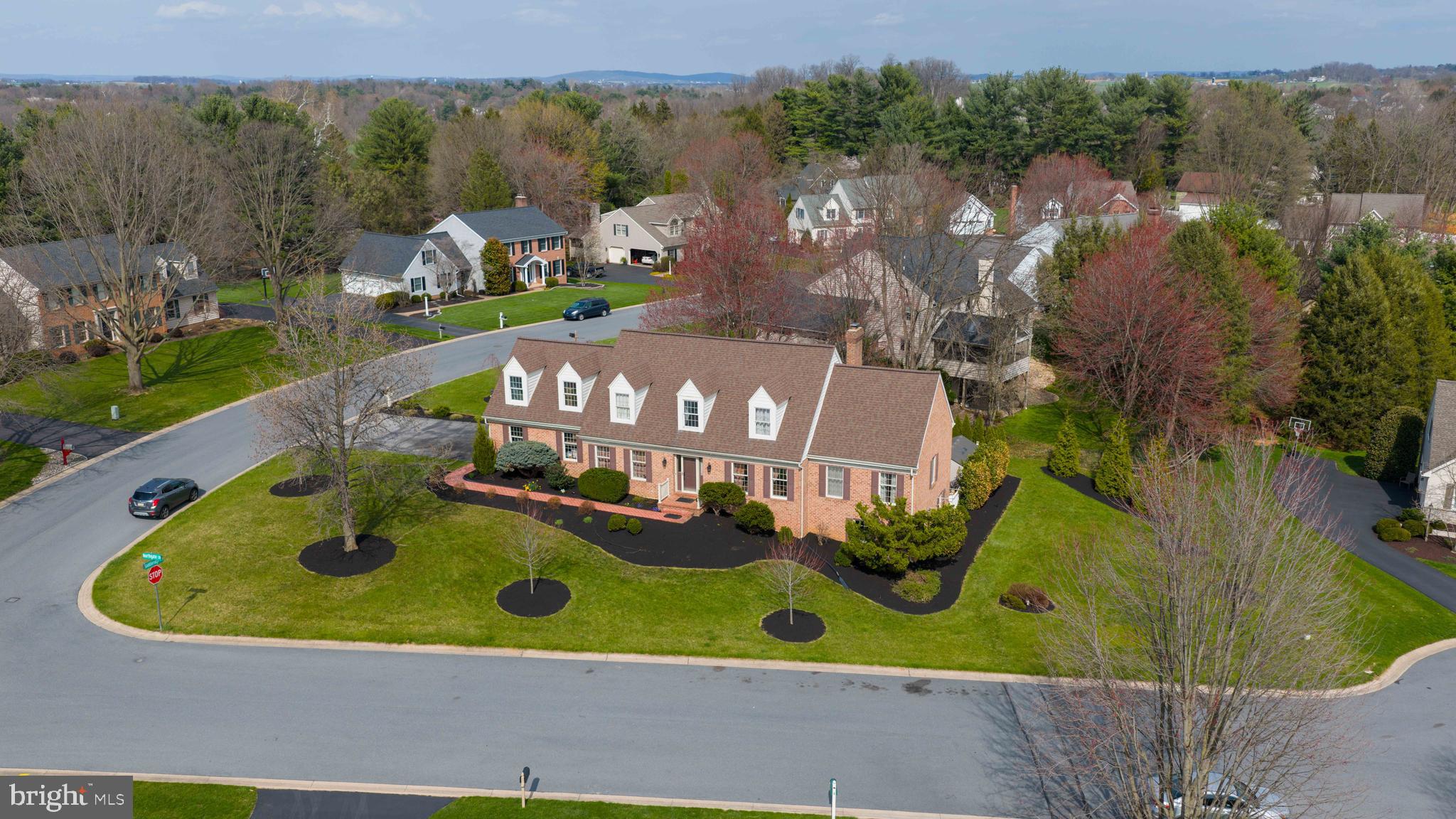 2144 Saddleridge Road Lancaster, PA 17601 - Photo 5 of 19