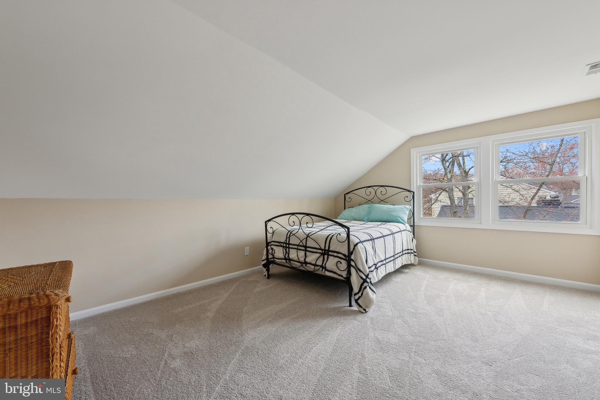 3011 Bluff Point Lane Silver Spring, MD 20906 - Photo 24 of 29 Upper level bedroom #5 with new carpet