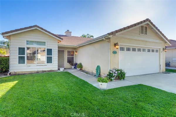 $450,000 | 2944 Hampton Avenue, Hemet, CA 92545