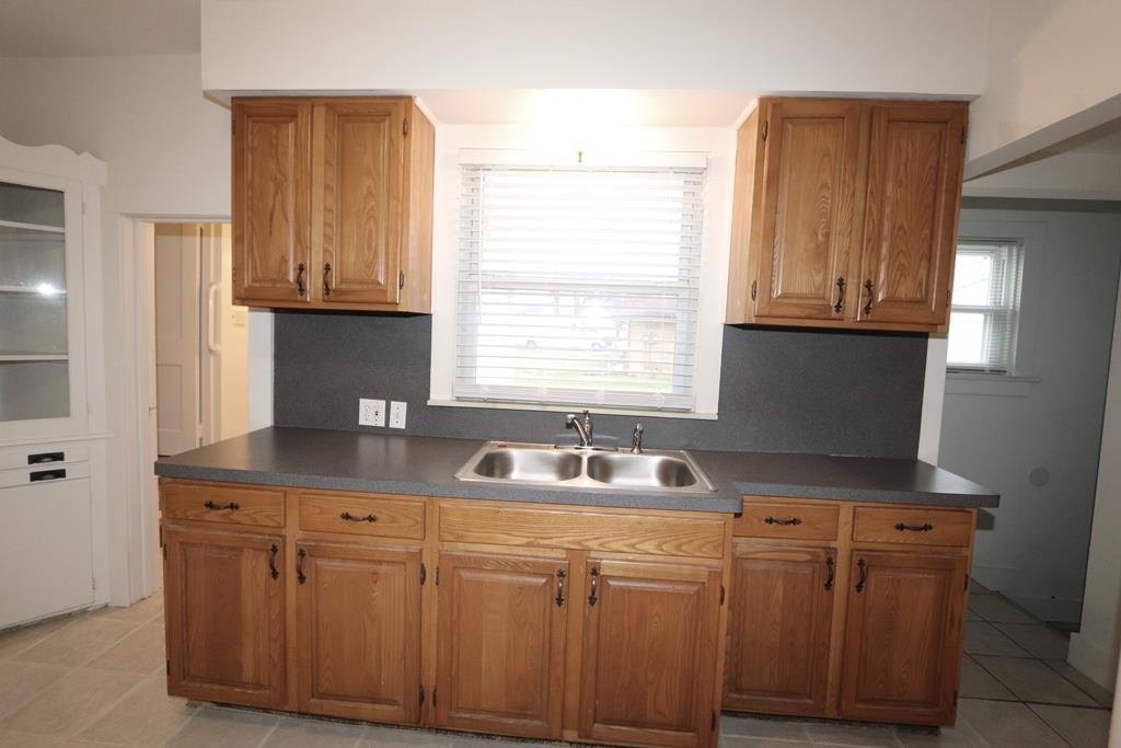 5469 East Potter Road Flint, MI 48506 - Photo 16 of 31