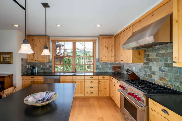 $2,695,000 | 109 Angani Way, Unit 15, Sun Valley, ID 83353