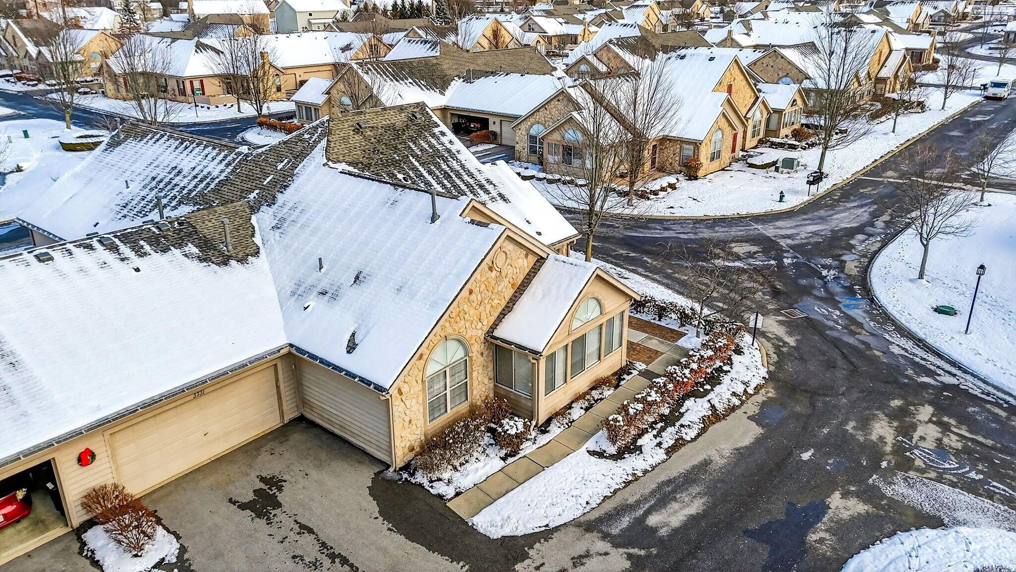 3731 Stoneway Point Powell, OH 43065 - Photo 43 of 47 Aerial view