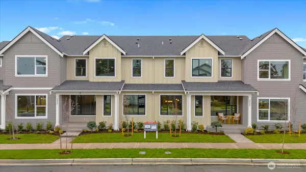 $584,540 | 28304 74th Drive Northwest, Unit C, Stanwood, WA 98292