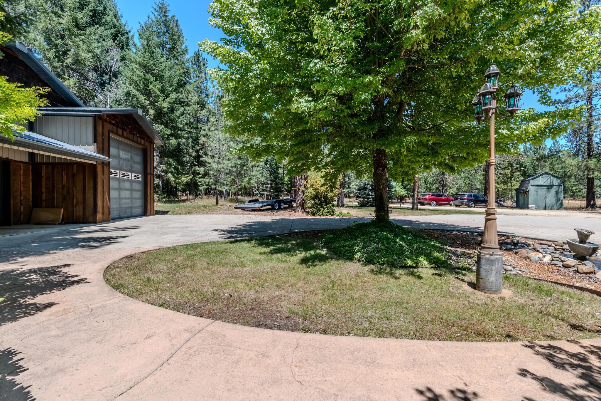 7888 Redthorne Road Rogue River, OR 97537 - Photo 5 of 48 Front 6
