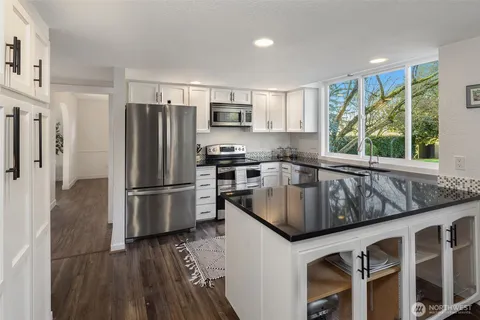 $1,397,500 | 14720 Northeast 164th Street, Woodinville, WA 98072