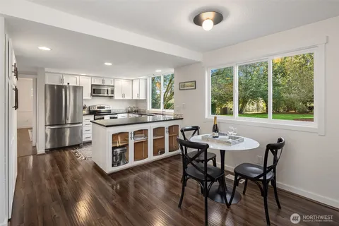 $1,397,500 | 14720 Northeast 164th Street, Woodinville, WA 98072