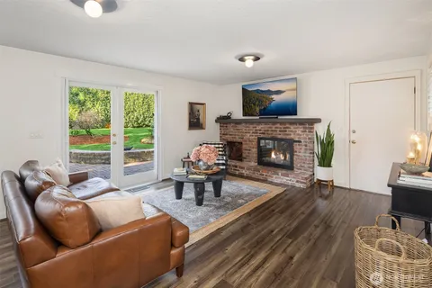 $1,397,500 | 14720 Northeast 164th Street, Woodinville, WA 98072