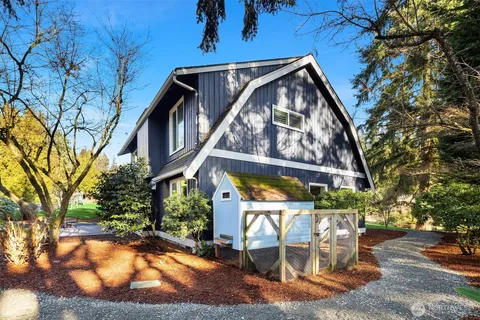 $1,397,500 | 14720 Northeast 164th Street, Woodinville, WA 98072