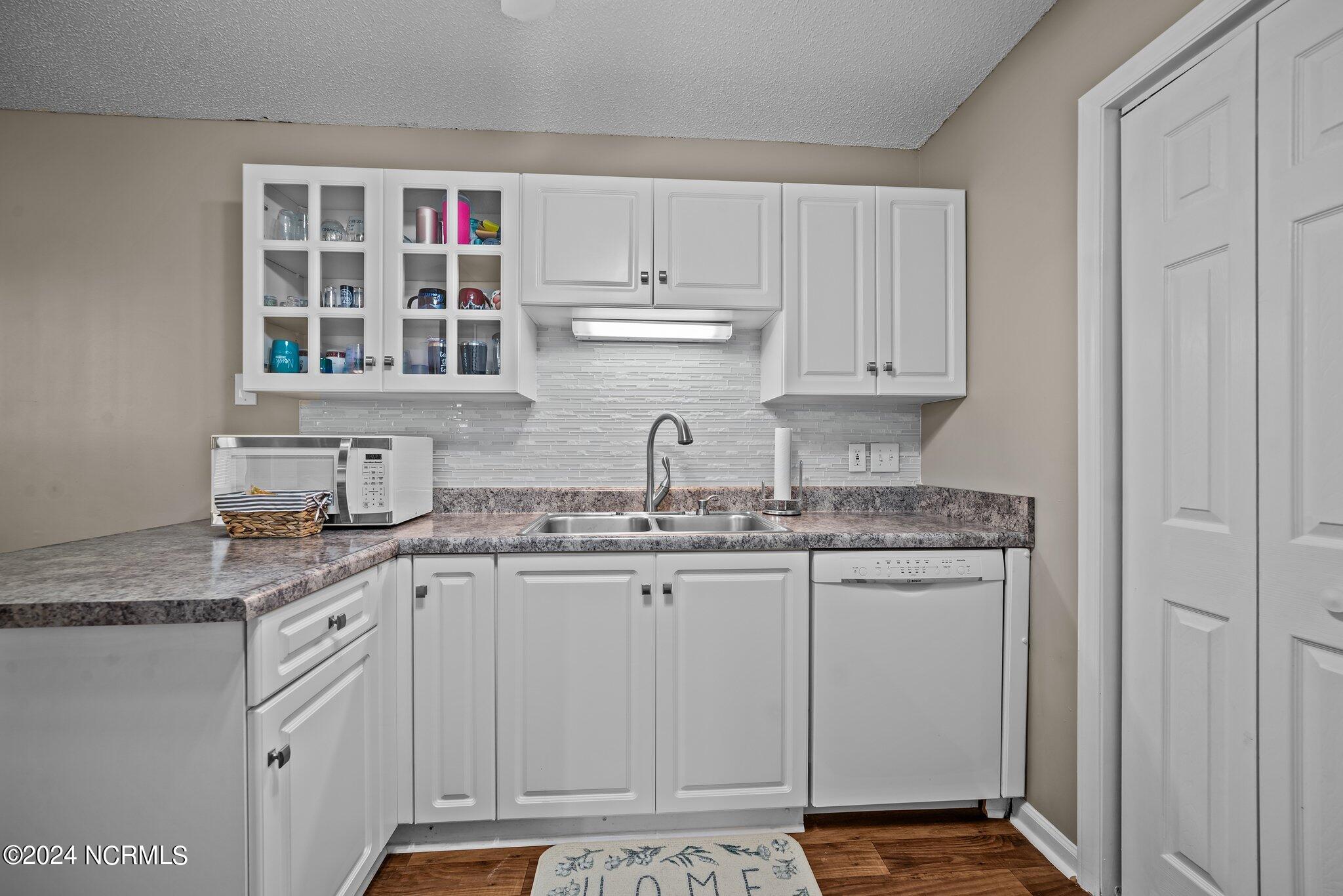 603 Spring Forest Road, Unit H Greenville, NC 27834 - Photo 22 of 34 20-web-or-mls-DSC_8000
