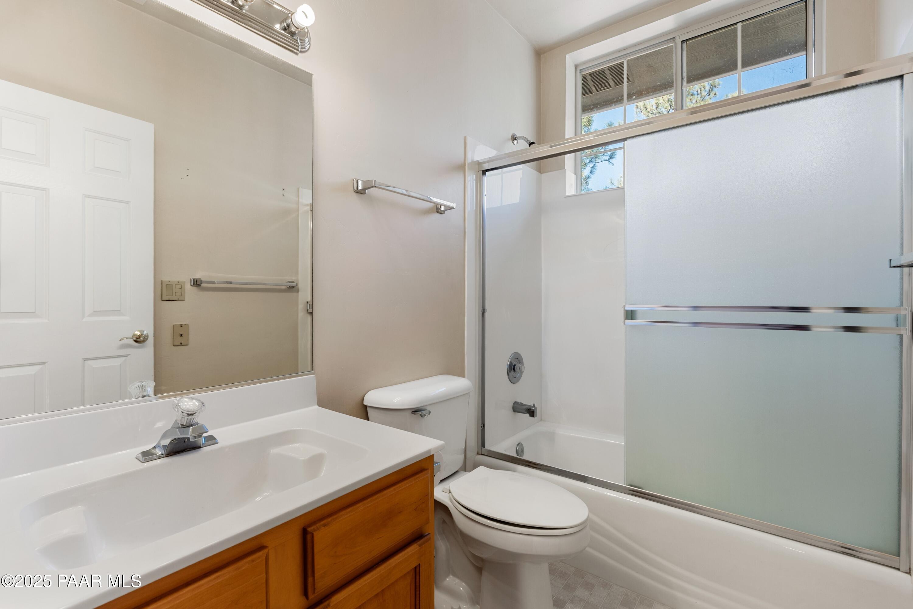 1505 Pine Lane Prescott, AZ 86305 - Photo 30 of 48 030_Upstairs Bathroom