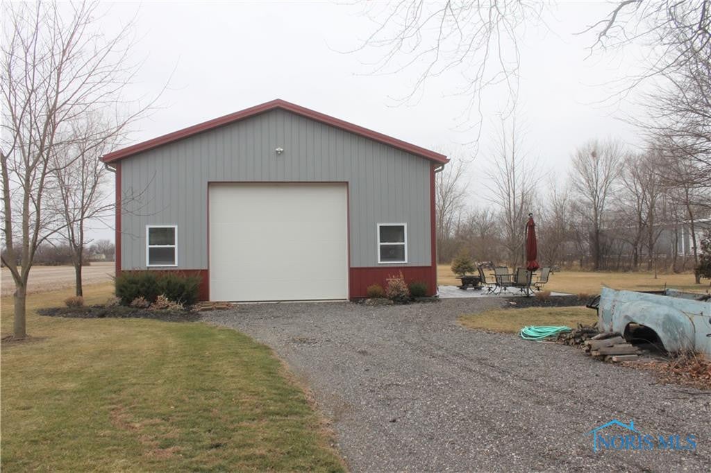 28797 Tracy Road Perrysburg, OH 43551 - Photo 12 of 36 Gallery Image 12