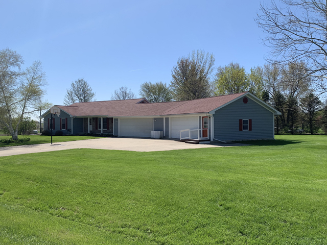 3246 East 1951st Road Ottawa, IL 61350 - Photo 1 of 51