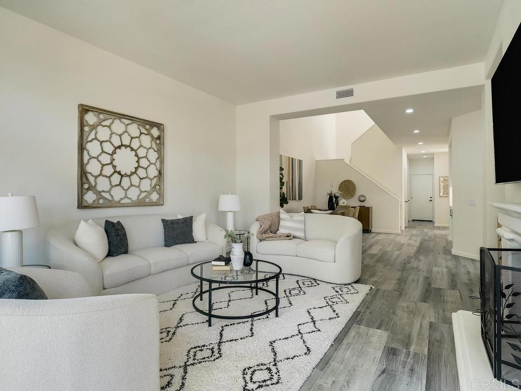 15315 Via Simpatico Rancho Santa Fe, CA 92091 - Photo 3 of 32