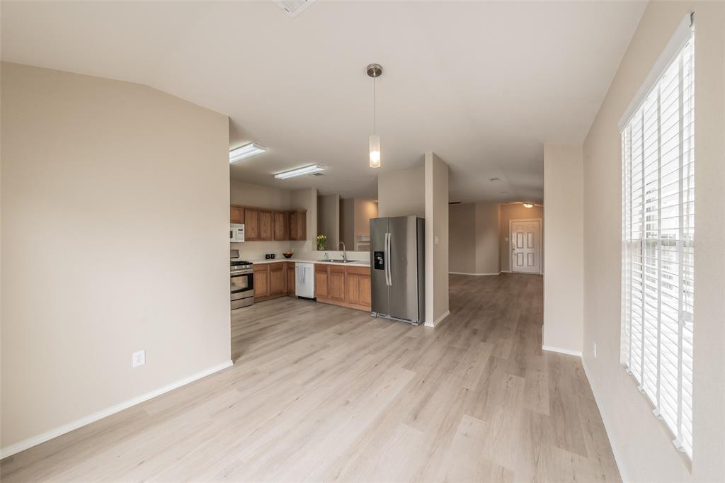 629 Chalk Knoll Road Fort Worth, TX 76108 - Photo 13 of 40