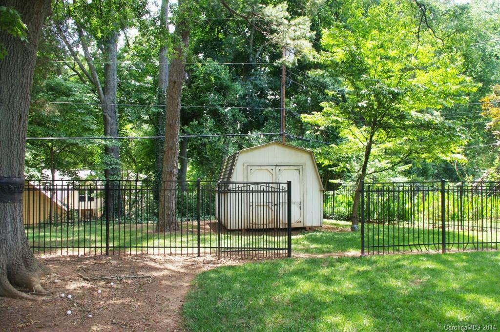 6433 Newhall Road Charlotte, NC 28270 - Photo 22 of 23 Gallery Image 22