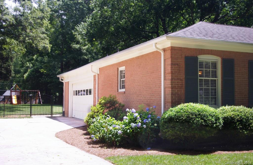 6433 Newhall Road Charlotte, NC 28270 - Photo 23 of 23 Gallery Image 23