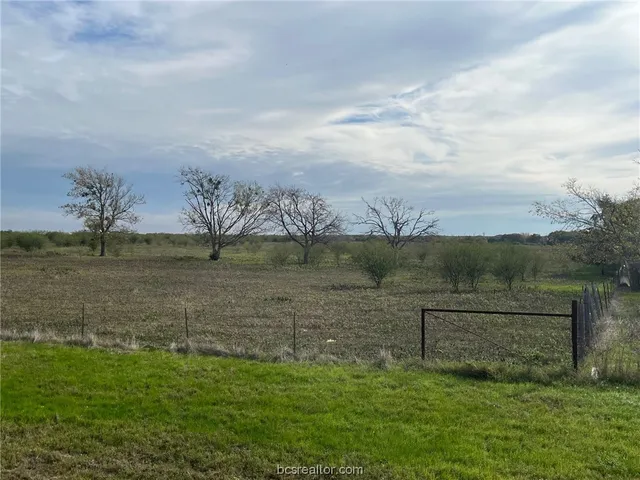 $3,975,952 | 6936 East Sh-21, Bryan, TX 77808