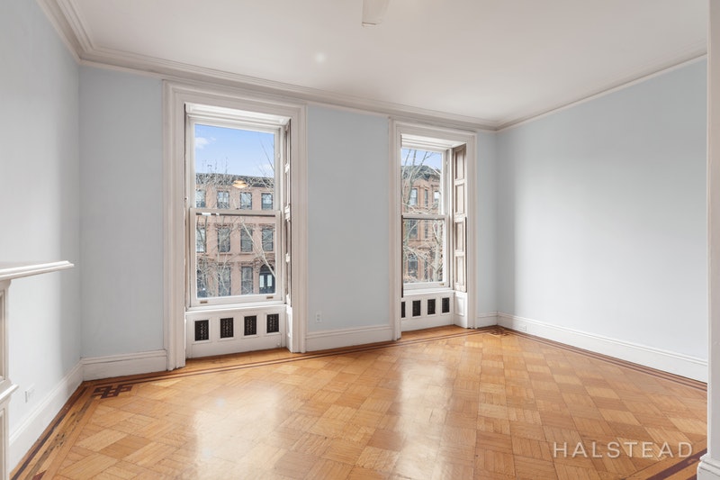 192 6th Avenue Brooklyn, NY 11217 - Photo 10 of 20 an empty room with windows