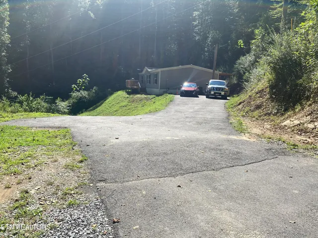 $320,000 | 691-695 Blue Rdg Church Road, Pineville, KY 40977