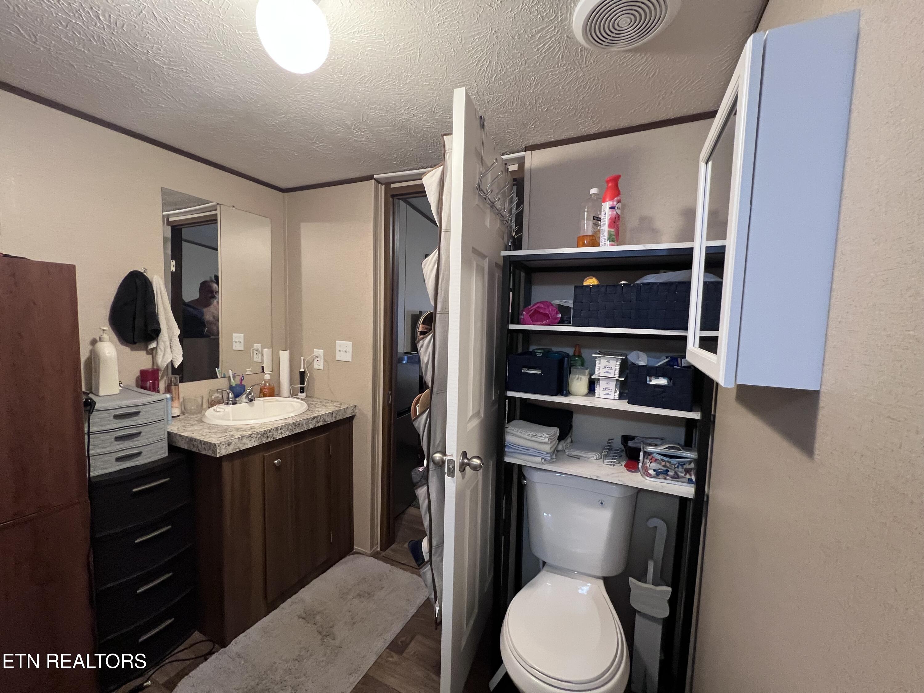 691-695 Blue Rdg Church Road Pineville, KY 40977 - Photo 22 of 53 IMG_2379