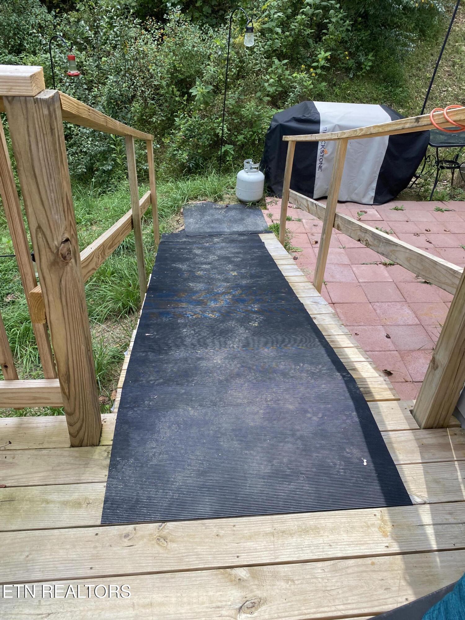 691-695 Blue Rdg Church Road Pineville, KY 40977 - Photo 3 of 53 77965833600__6D98754A-CA24-4AE9-A01F-A85