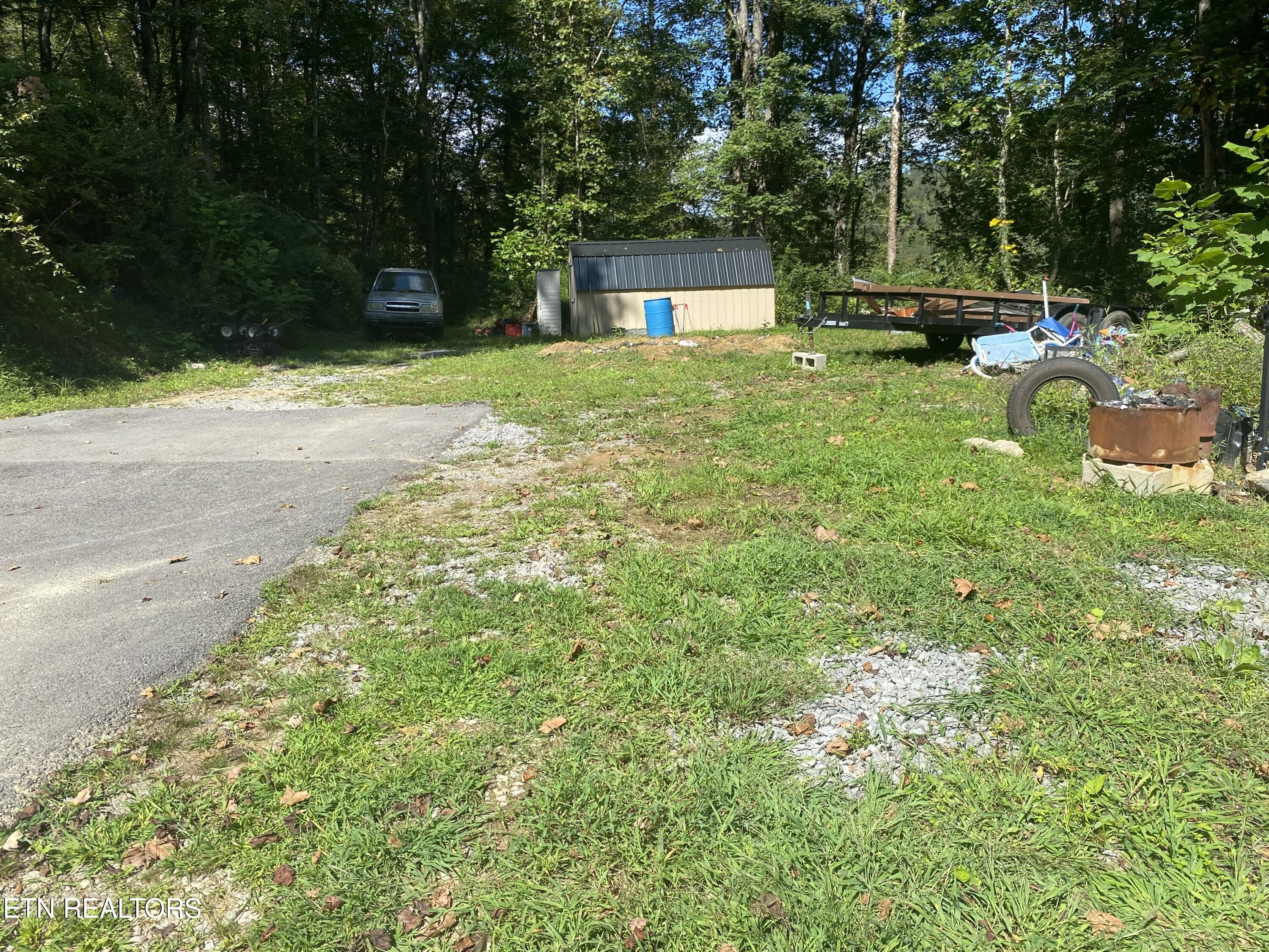 691-695 Blue Rdg Church Road Pineville, KY 40977 - Photo 7 of 53 77905242178__F911596C-B202-4199-A154-584