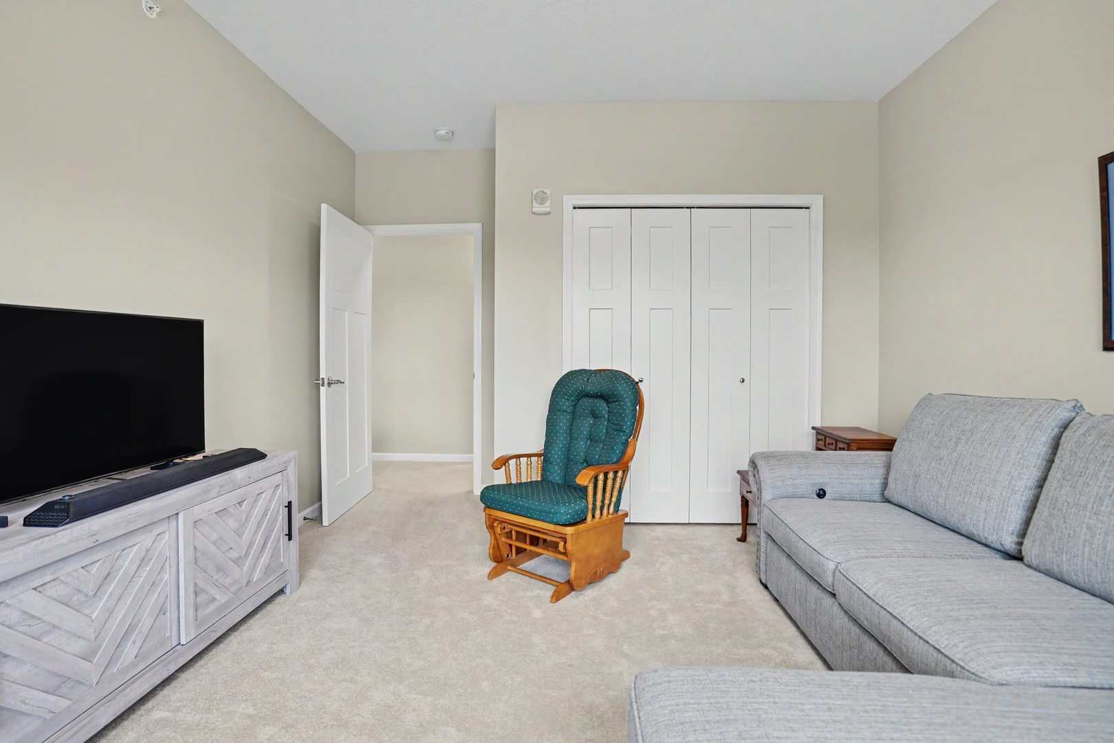 2592 Middle Road, Unit 318 Bettendorf, IA 52722 - Photo 19 of 24