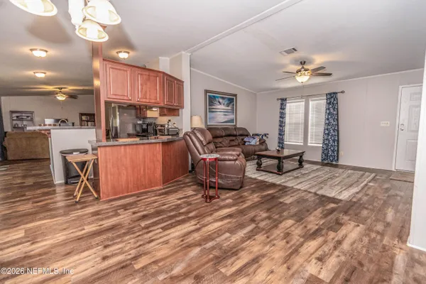 $289,900 | 5598 Richardson Road, Glen St. Mary, FL 32040