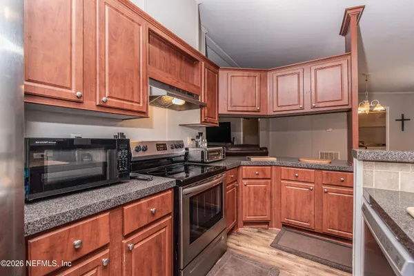 $289,900 | 5598 Richardson Road, Glen St. Mary, FL 32040