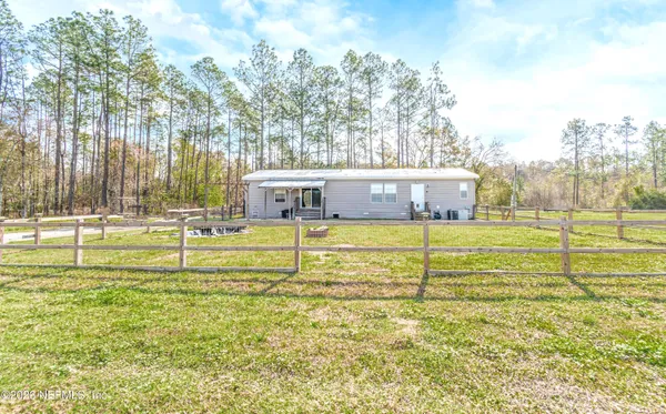 $289,900 | 5598 Richardson Road, Glen St. Mary, FL 32040