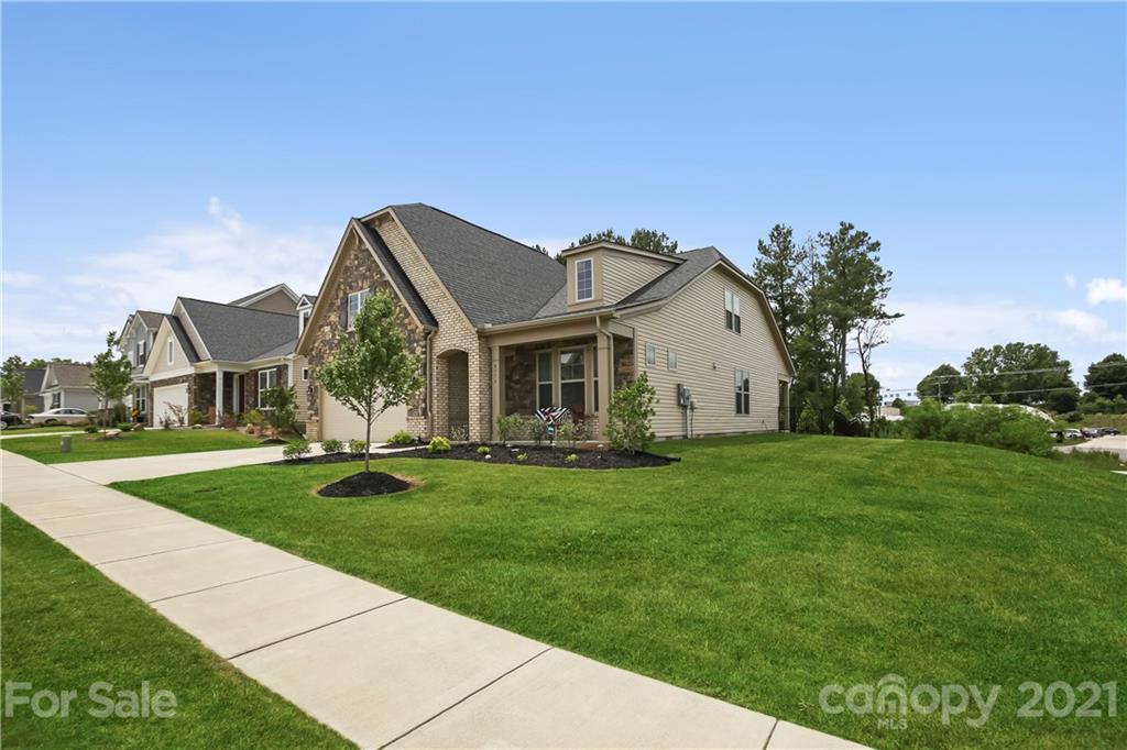 4373 Hunton Dale Road Northwest Concord, NC 28027 - Photo 2 of 30 Gallery Image 2