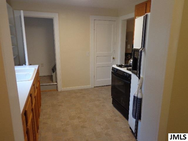 650 Napoleon Road Michigan Center, MI 49254 - Photo 5 of 19 Photo 5