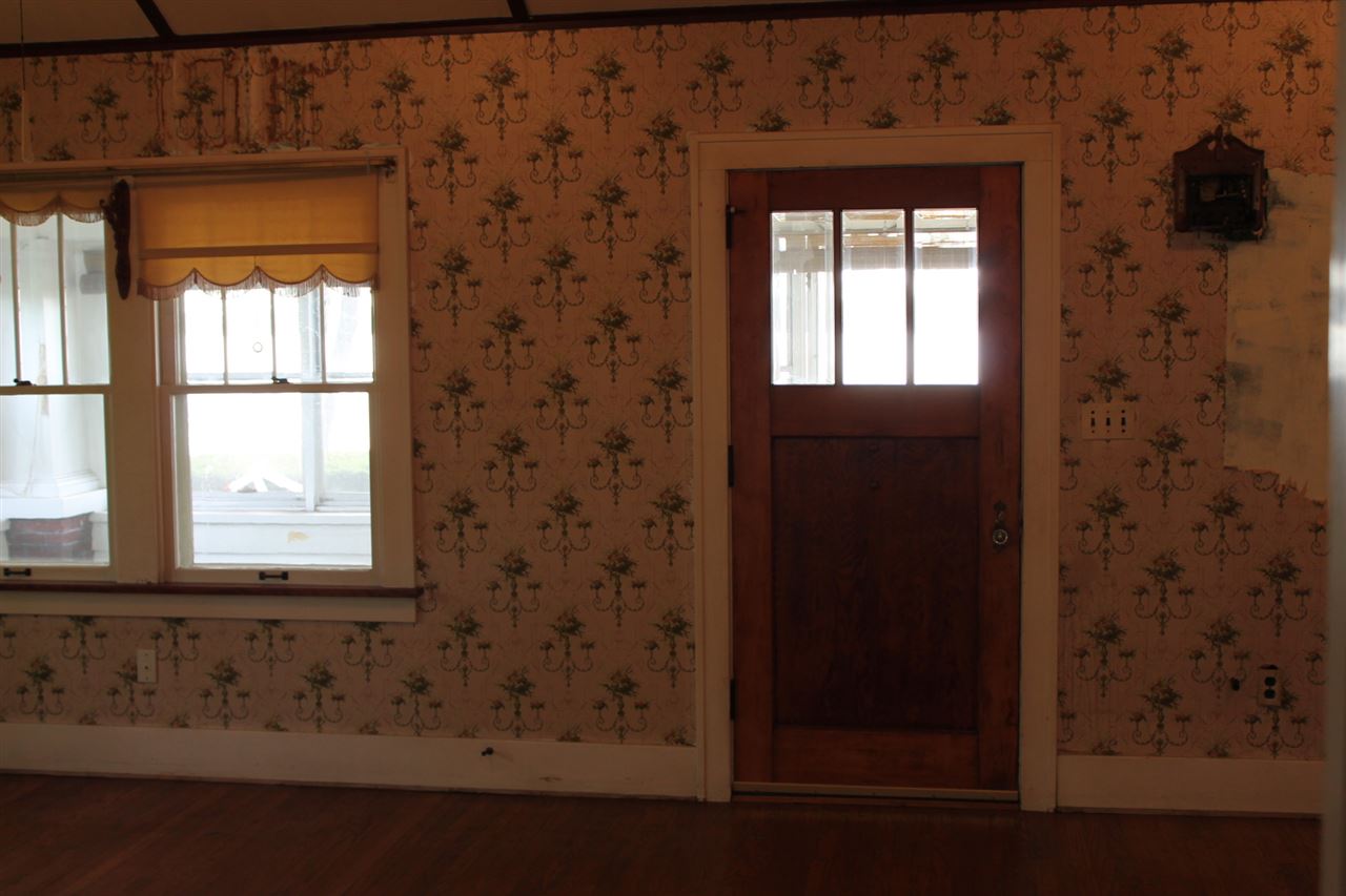 516 1st Street Hampton, IL 61256 - Photo 16 of 23 Gallery Image 16