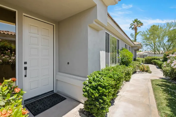 $7,000 | 461 Desert Holly Drive, Palm Desert, CA 92211