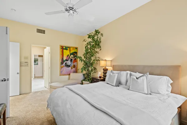 $7,000 | 461 Desert Holly Drive, Palm Desert, CA 92211