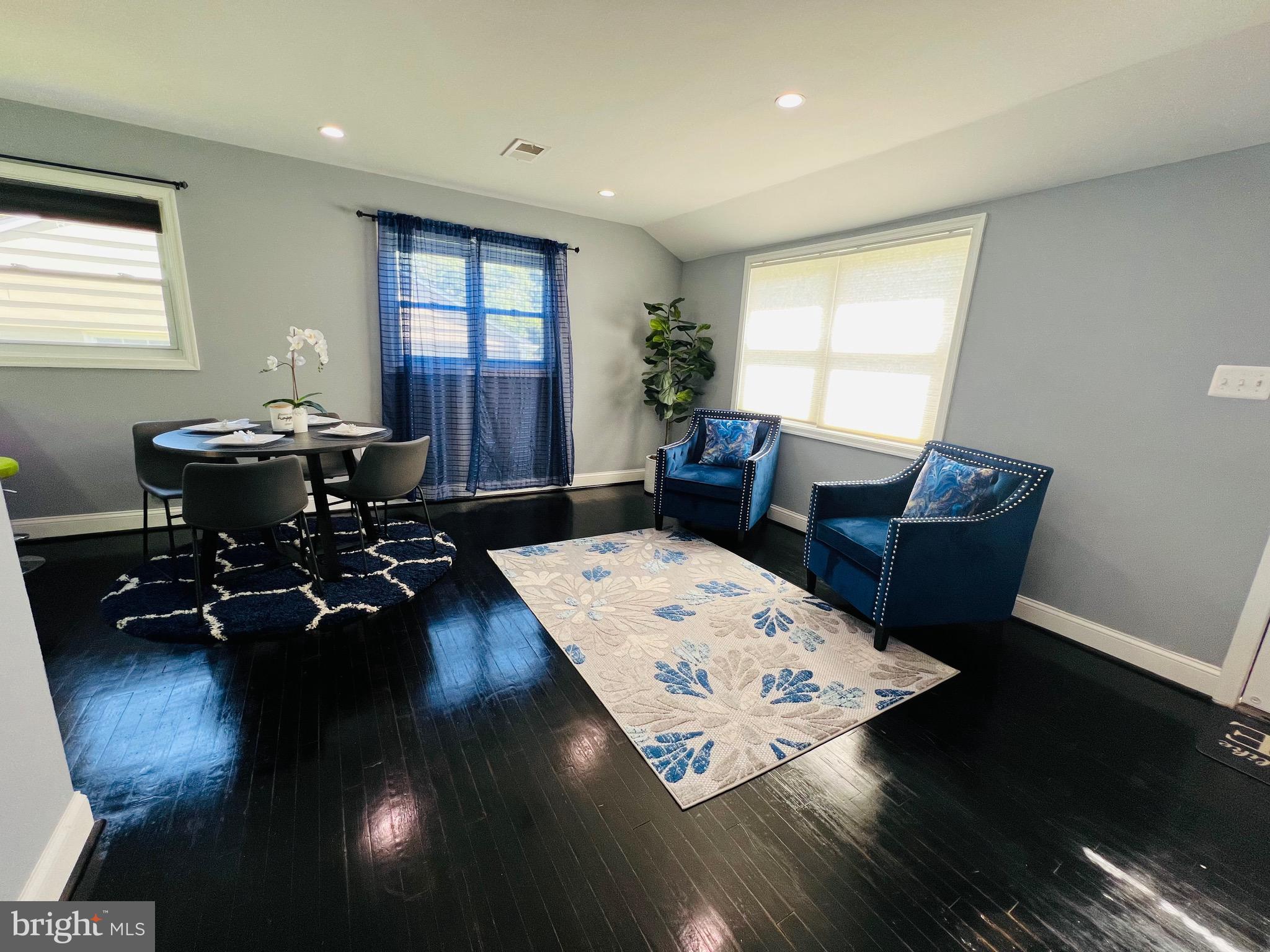 12839 Flack Street Silver Spring, MD 20906 - Photo 4 of 33