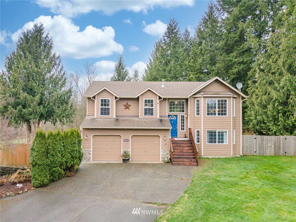 8008 Skinner Road Granite Falls, WA 98252 - Photo 2 of 33