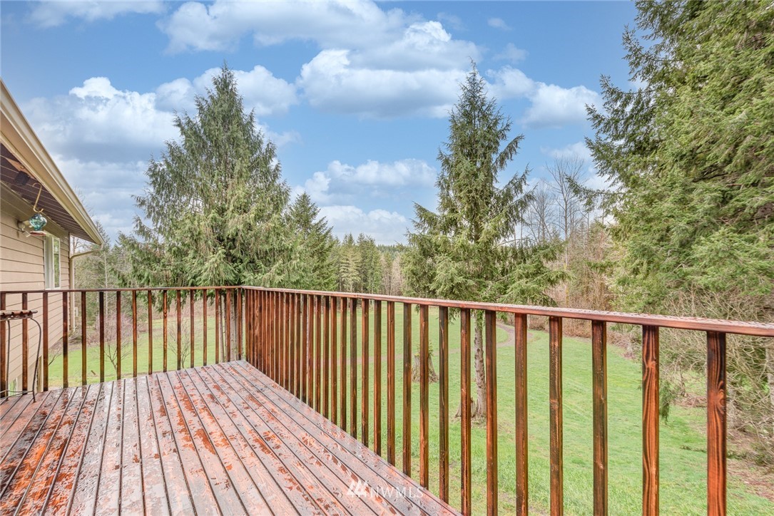 8008 Skinner Road Granite Falls, WA 98252 - Photo 15 of 33