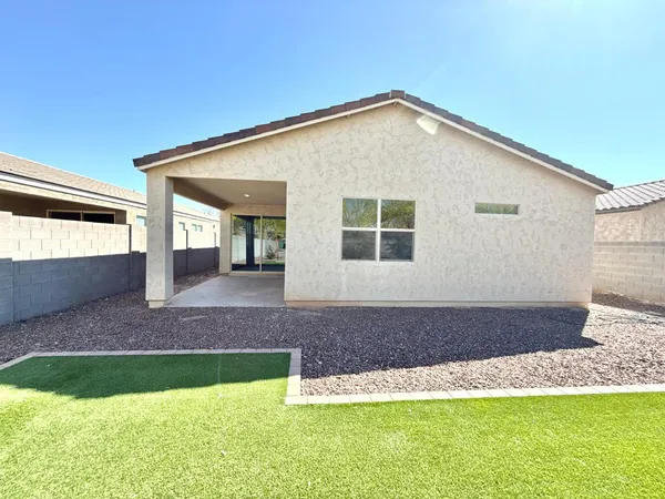 $2,100 | 18428 Puget Avenue, Waddell, AZ 85355