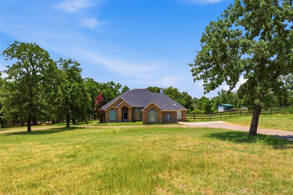 4417 Slayton Road Cleburne, TX 76031 - Photo 4 of 28 circle driveway