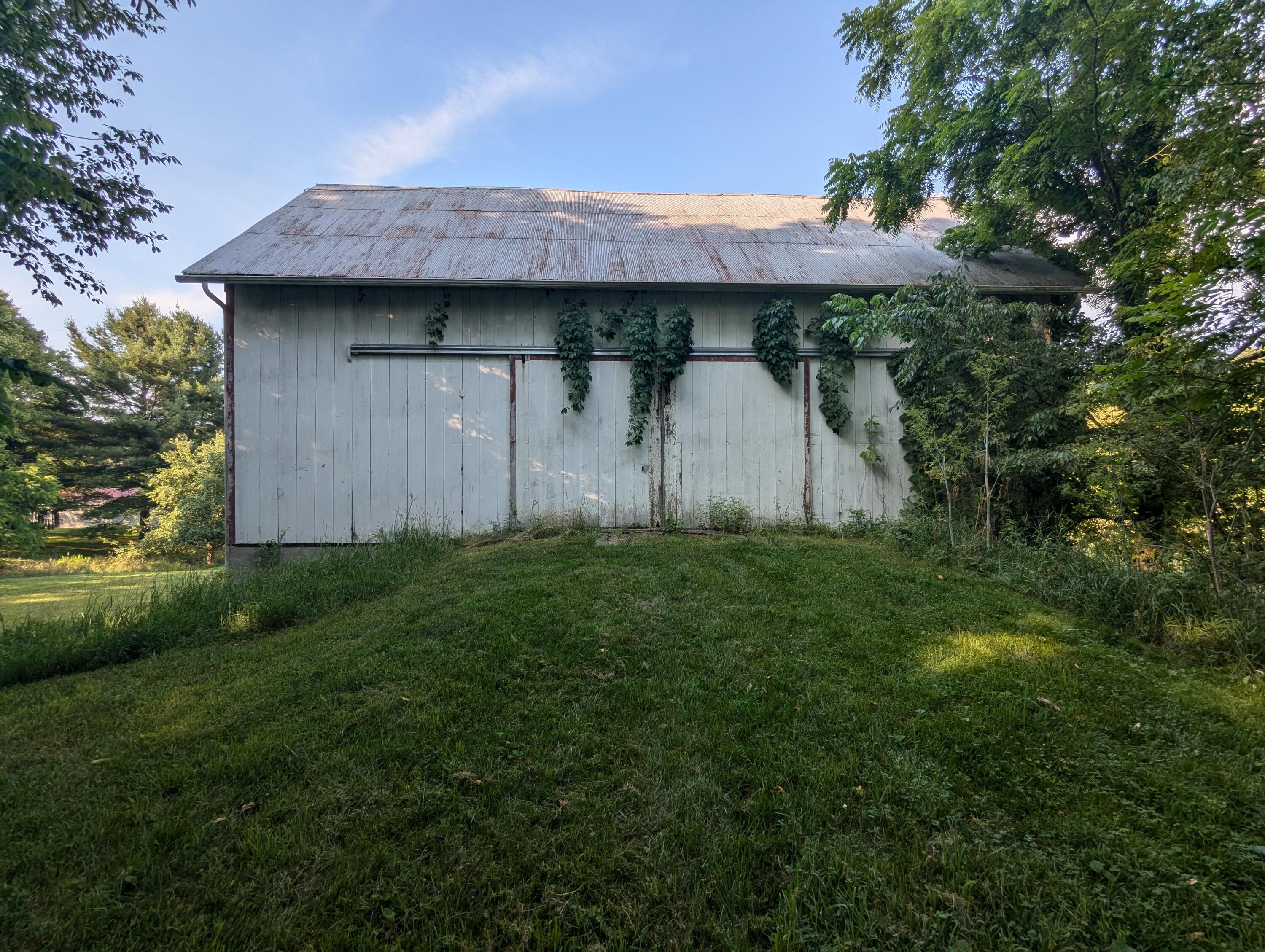 8740 Colgin Road Howard, OH 43028 - Photo 5 of 63 22