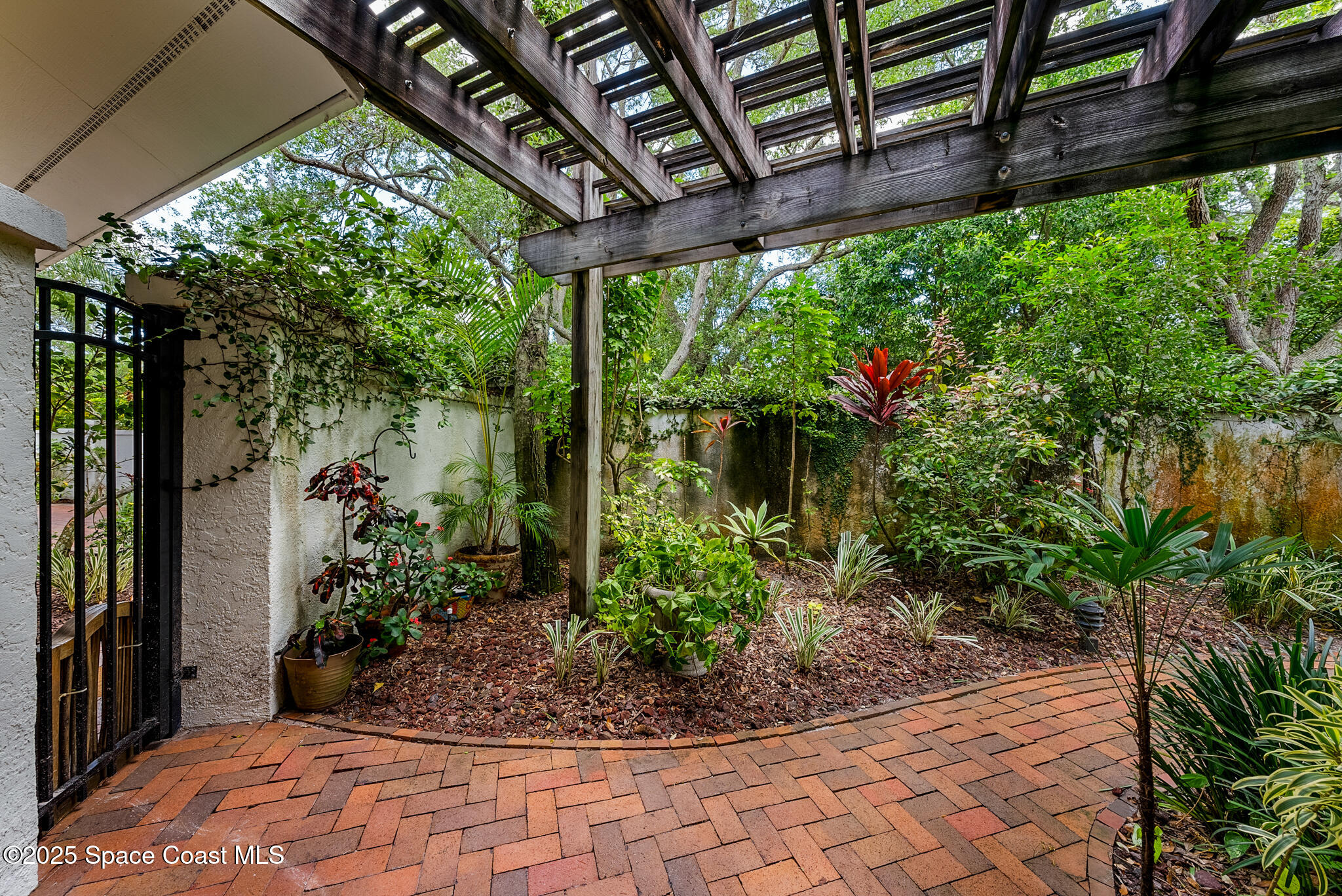 1025 Terry Drive Melbourne, FL 32935 - Photo 55 of 72 a view of a backyard with plants