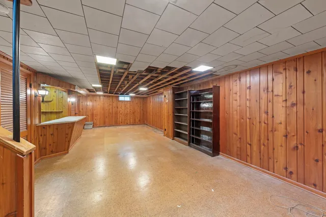 $399,900 | 8950 Ewing Avenue, Evanston, IL 60203