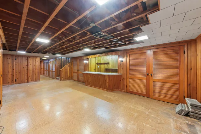 $399,900 | 8950 Ewing Avenue, Evanston, IL 60203