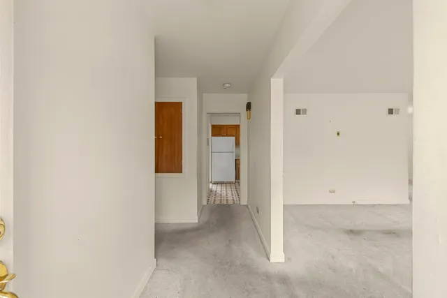 $399,900 | 8950 Ewing Avenue, Evanston, IL 60203