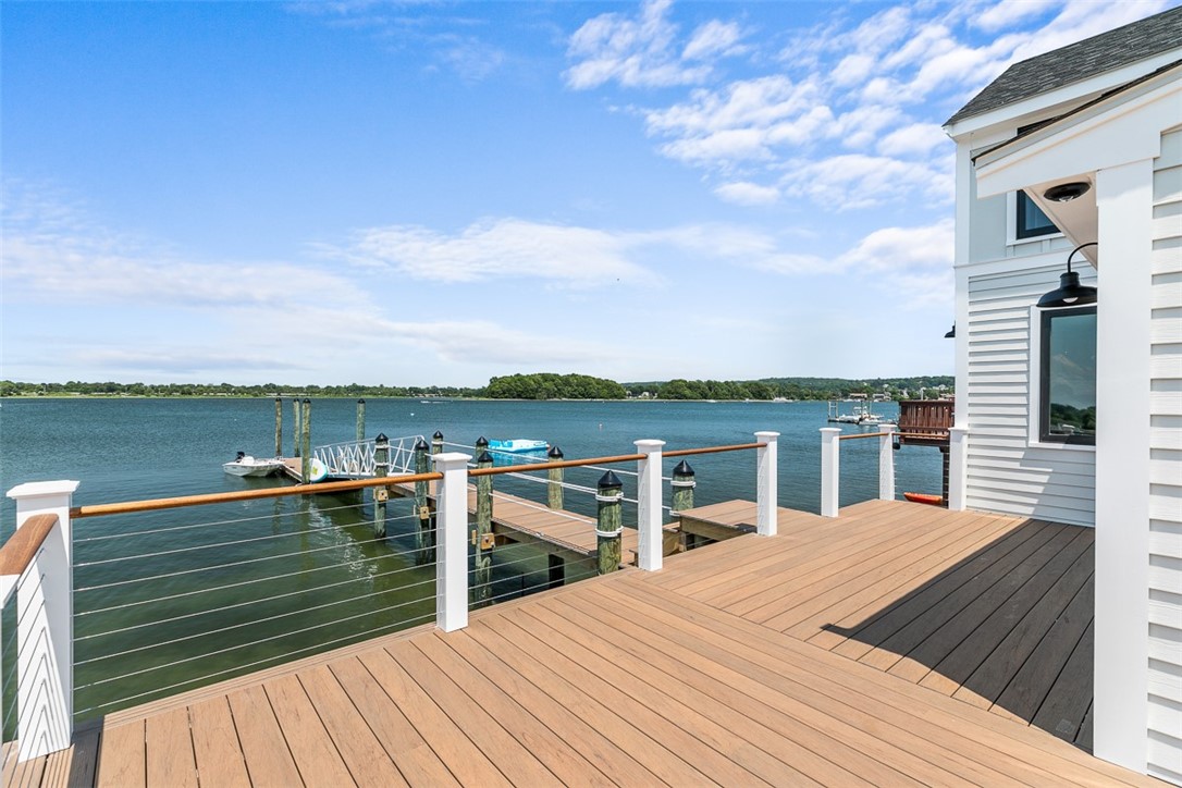 319 Riverside Street Portsmouth, RI 02871 - Photo 20 of 23