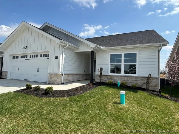 $299,900 | 5122 Woodstone Circle, Unit 151, Jeffersonville, IN 47130