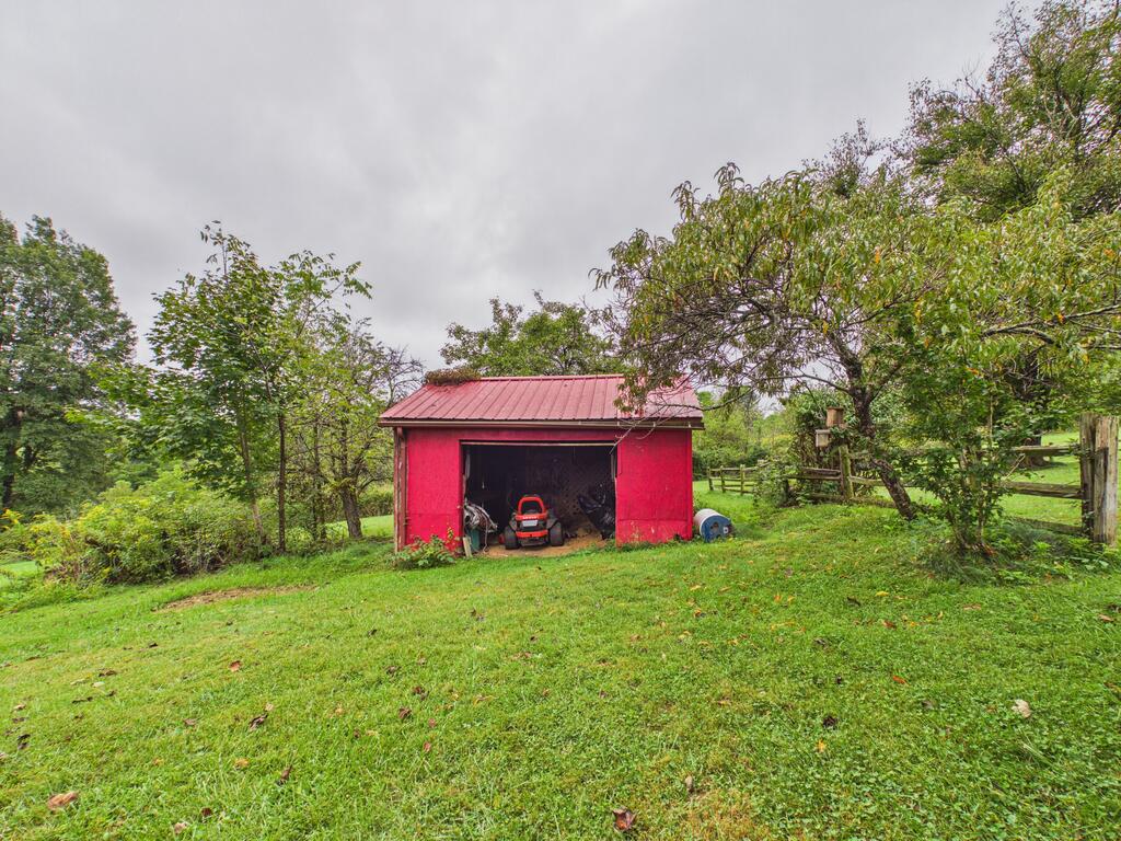 490 Oak Grove Road Austinville, VA 24312 - Photo 44 of 51 Gallery Image 44