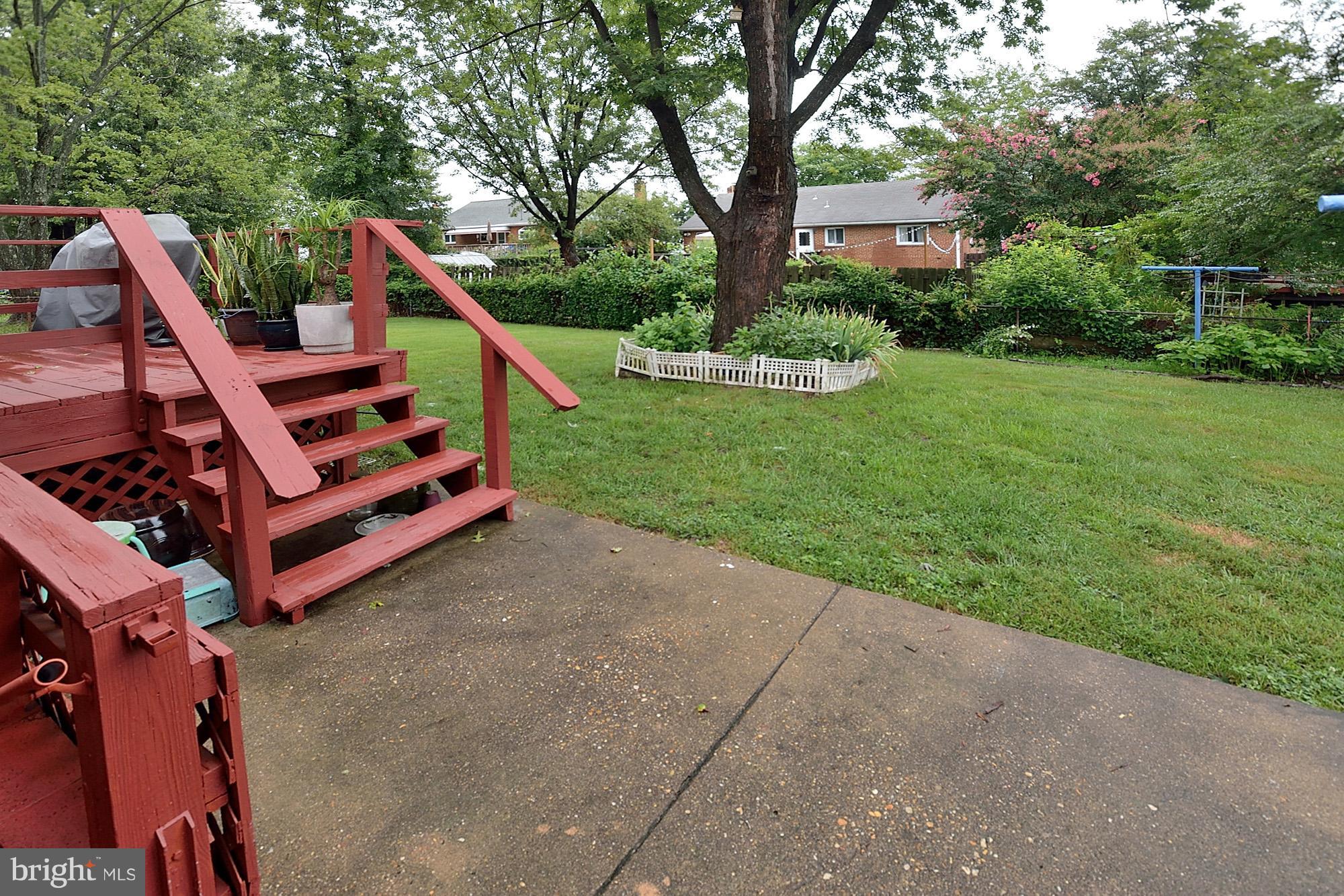 5913 Erving Street Springfield, VA 22150 - Photo 5 of 21 Exterior (Rear)